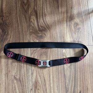 Deadpool seatbelt buckle belt